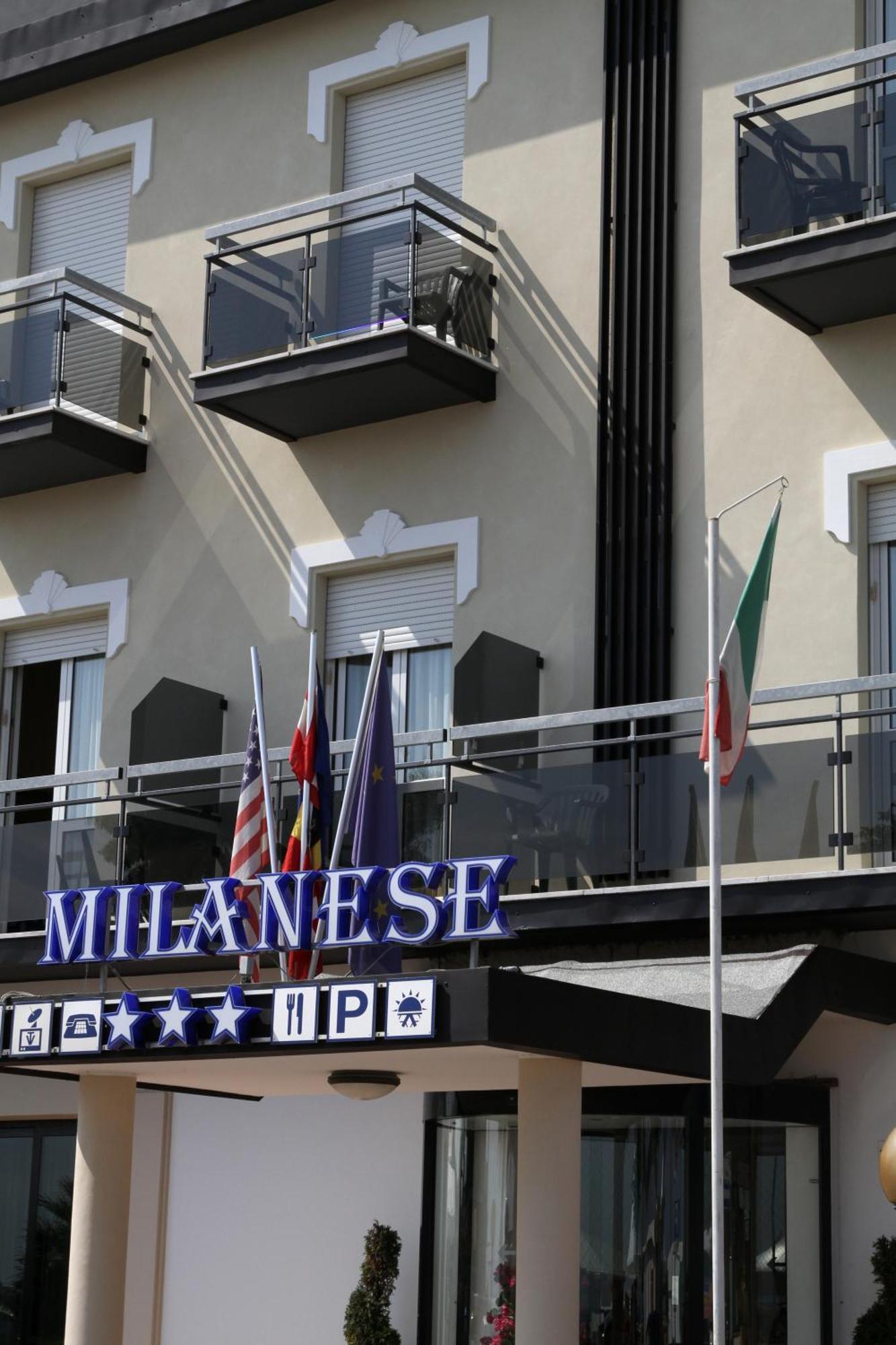 Hotel Milanese ริมินี ภายนอก รูปภาพ